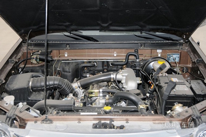 2012款 2.8T两驱柴油版中轴
