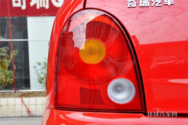 2012款 梦想版 0.8L 手动梦想型