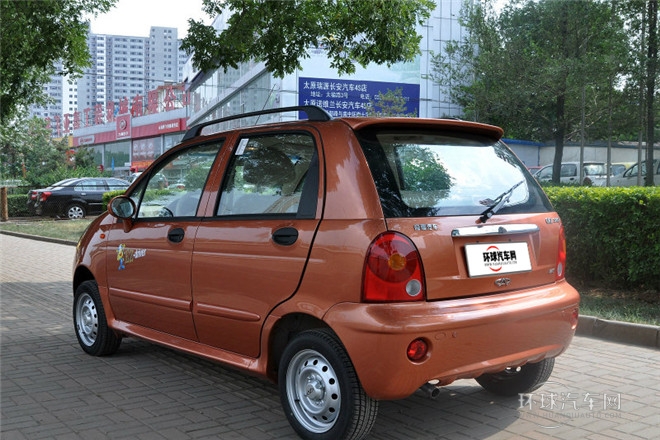 2012款 时尚版 1.0L AMT启航型
