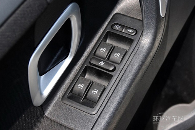 2014款 1.5L 手动商务版
