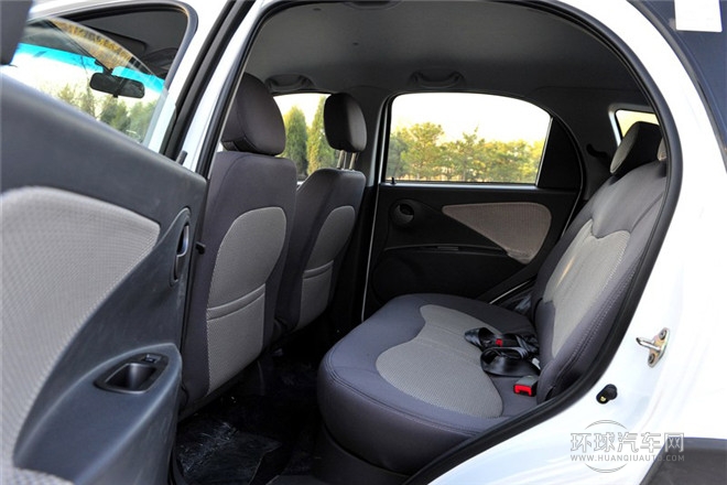 2012款 1.5L 手动豪华型