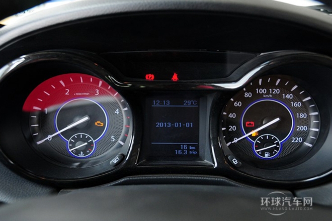2013款 S350 2.4T 两驱手动柴油豪华版5座