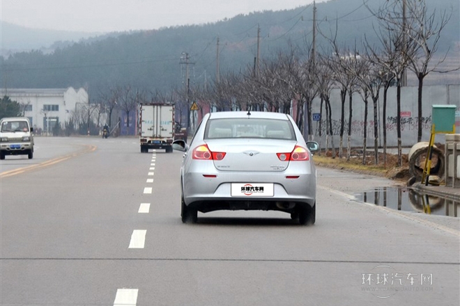 2012款 1.6L CVT舒适型