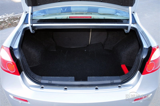 2012款 1.6L 手动豪华型