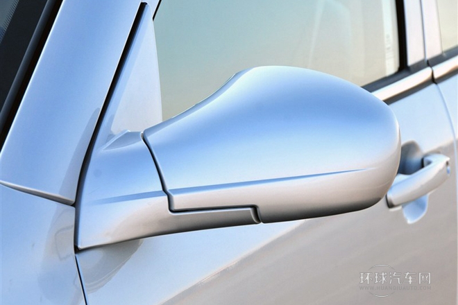 2012款 1.6L 手动豪华型