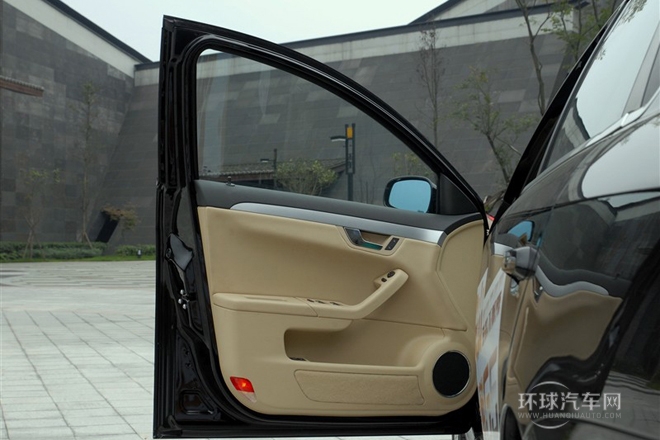 2012款 2.0L 手动尊享型DVVT