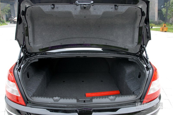 2012款 2.0L 手动尊享型DVVT