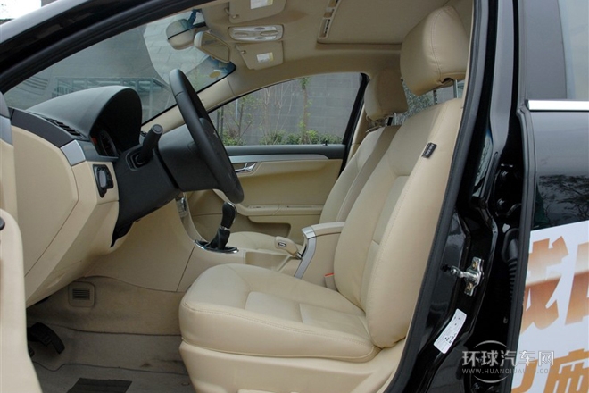 2012款 2.0L 手动尊享型DVVT