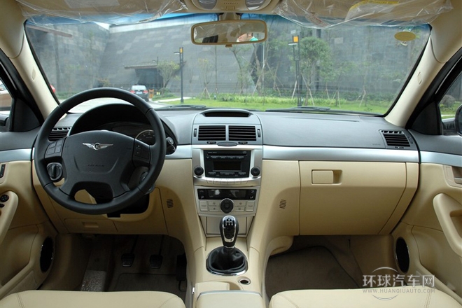 2012款 2.0L 手动尊享型DVVT