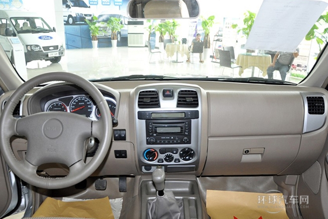 2009款 2.8T 两驱5座LX