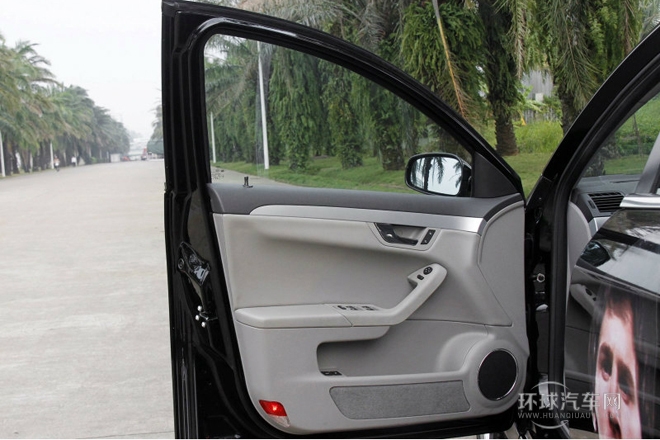 2012款 2.0T 自动尊享型