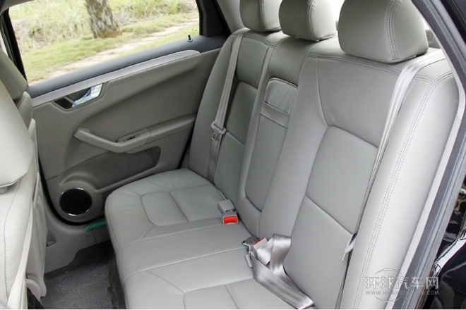 2012款 2.0T 自动尊享型