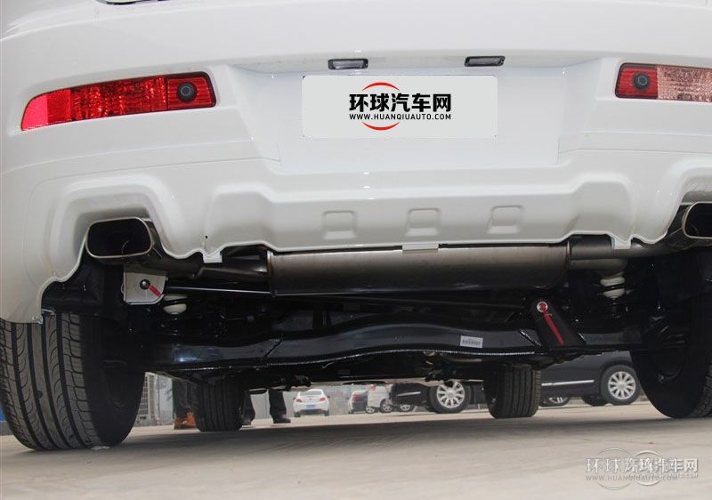 2014款 荣耀典藏版 2.2T 两驱智慧型