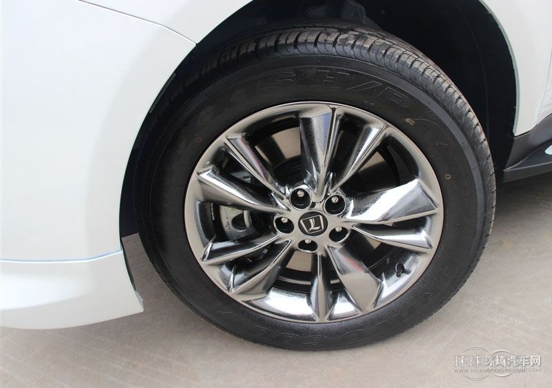 2014款 荣耀典藏版 2.2T 两驱智慧型