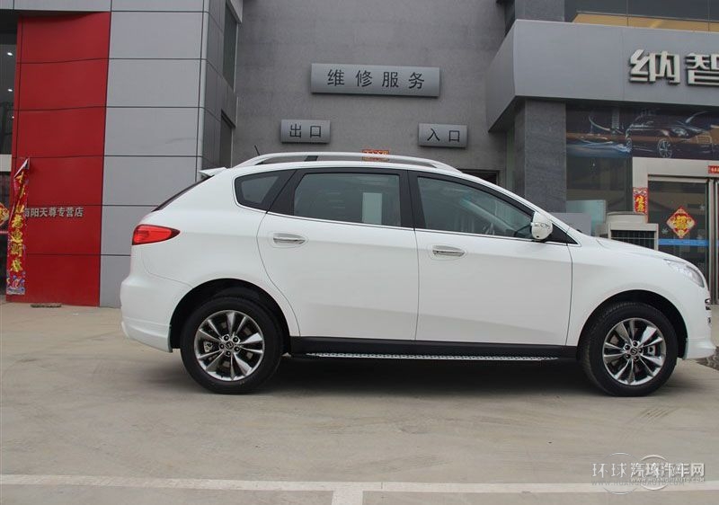 2014款 荣耀典藏版 2.2T 两驱智慧型