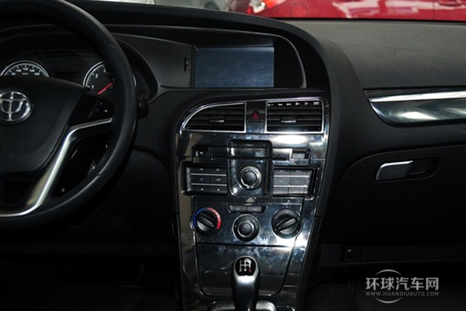 2012款 1.5T 手动两驱运动型