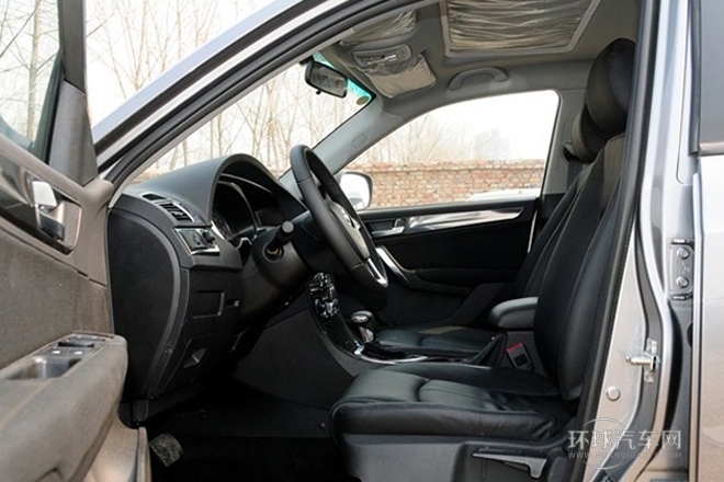 2012款 1.5T 自动两驱运动型