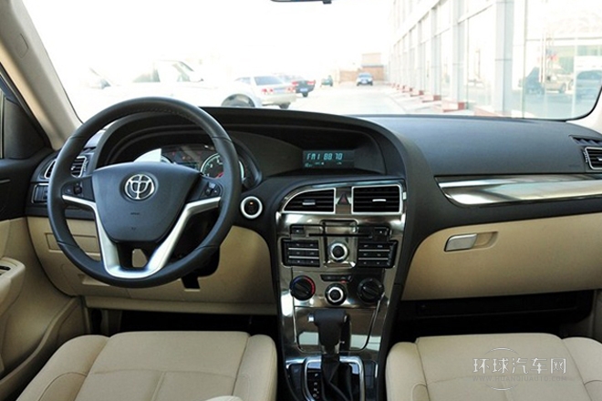 2012款 1.6L 自动豪华型
