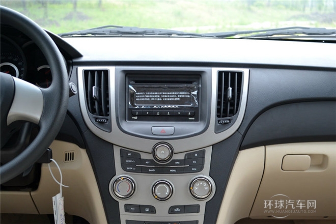 2012款 两厢 1.6L CVT进取型