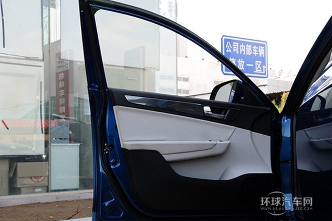 2011款 1.6L 手动豪华型