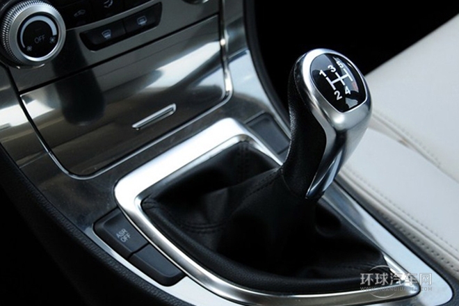 2011款 1.6L 手动豪华型