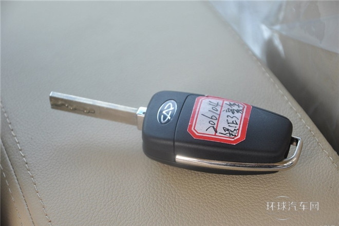 2013款 1.5L 手动尊尚型