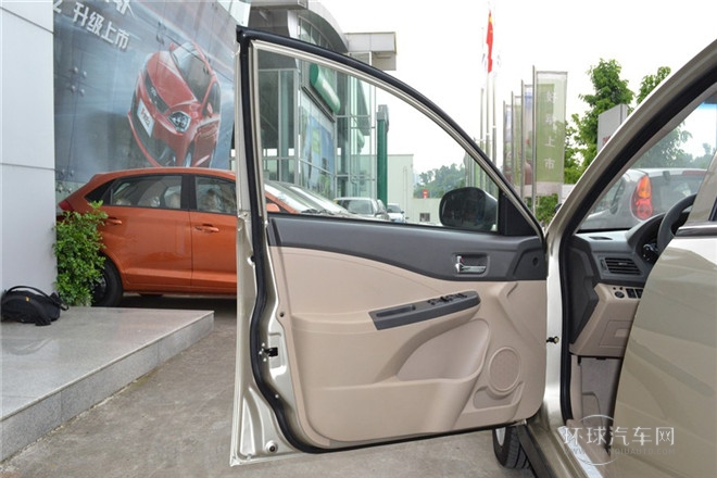 2014款 1.8L CVT卓悦天窗型