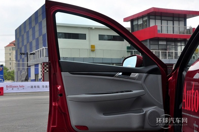 2011款 1.8T 手动豪华型