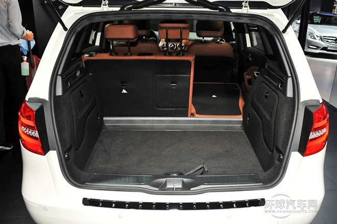 2012款B200 1.6T 双离合