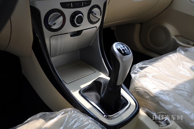 2011款 1.5L 手动经典型