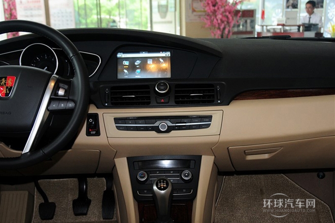 2013款 550S 1.8L 手动启逸版