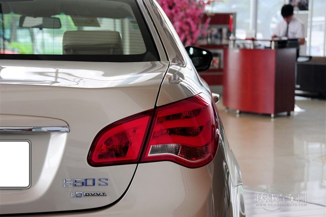 2013款 550S 1.8L 手动启逸版
