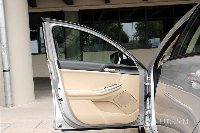 2013款 550S 1.8L 自动启臻版