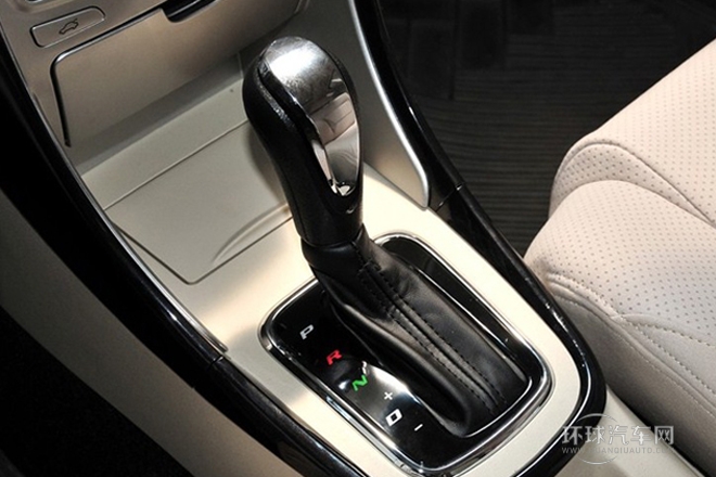 2011款 新锐版 1.5L 自动豪华型