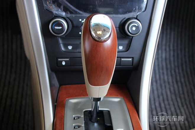 2013款 经典版 550 1.8L 自动豪华型
