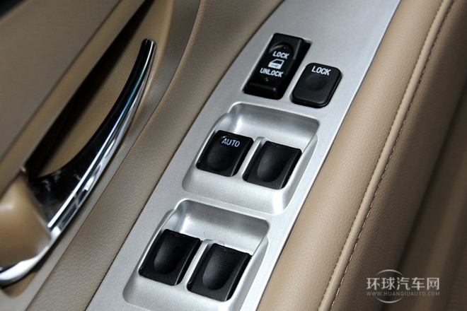 2013款 二代 2.0L 标准型