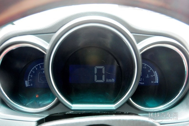 2013款 二代 2.0L 标准型