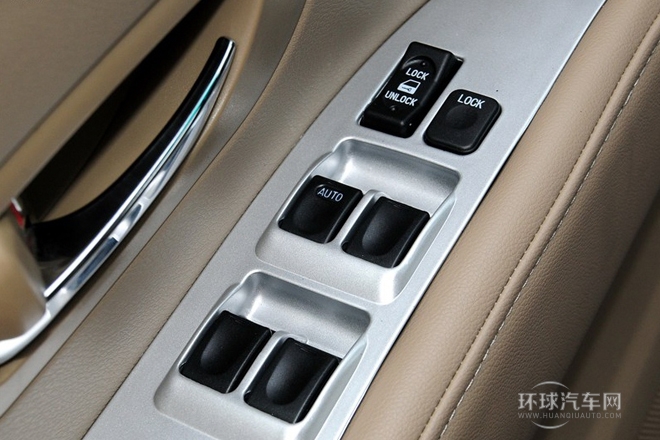 2013款 二代 2.4L 标准型