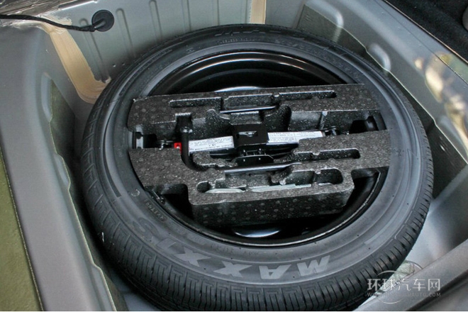 2014款 550S 1.8L 手动智选版