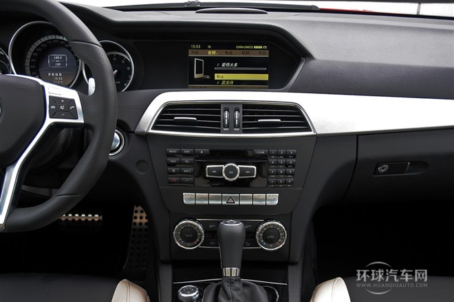 2012款C63 AMG Coupe动感版