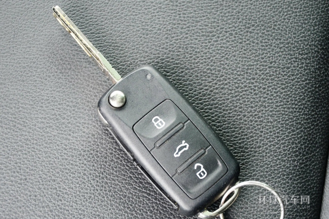 2013款 1.4TSI 5门版FR
