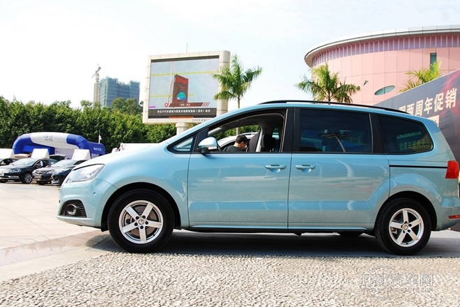 2013款 1.8TSI 豪华导航版 欧V