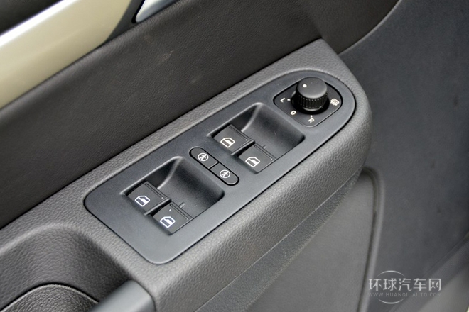 2013款 1.8TSI 豪华版 欧V