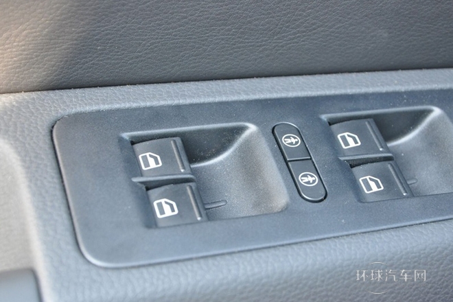 2013款 2.0TSI 至尊版 欧IV