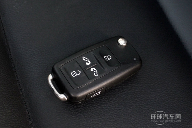 2013款 1.8TSI 豪华导航版 欧IV