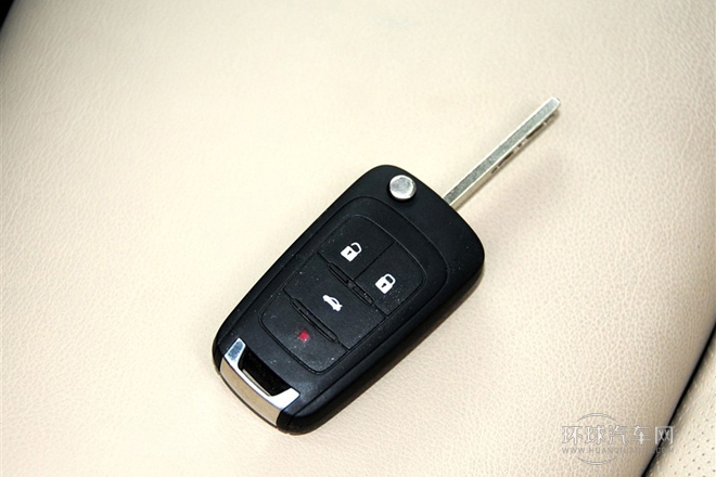 2012款 3.0L 旗舰版