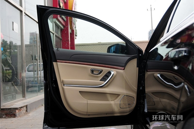 2012款 3.0L 旗舰版