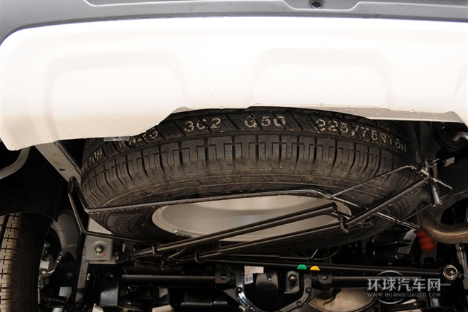 2013款 1.8T 2WD 自动胜域版