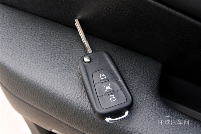2013款 1.8T 2WD 自动胜域版