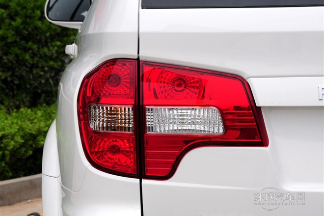 2013款 1.8T 2WD 自动胜域版
